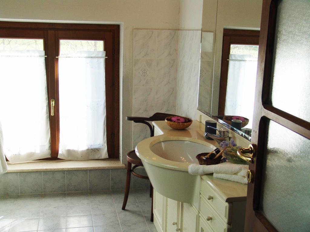 Casa Vacanze Cascina Campagnola ปอสโซเลงโก ภายนอก รูปภาพ